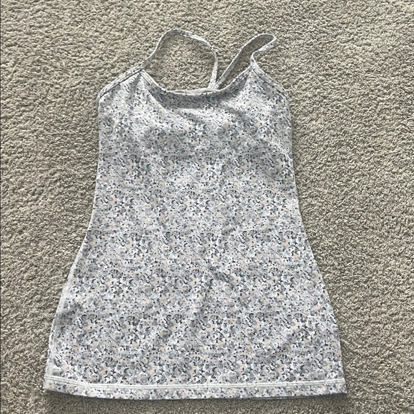 Size 4 Lululemon Lot - Picture 2 of 8